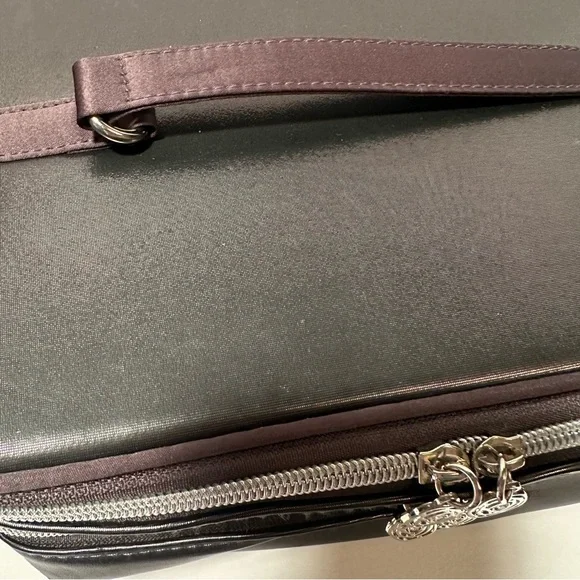 Lancôme Two Tier Zipper Makeup Case with Handle - Picture 9 of 16